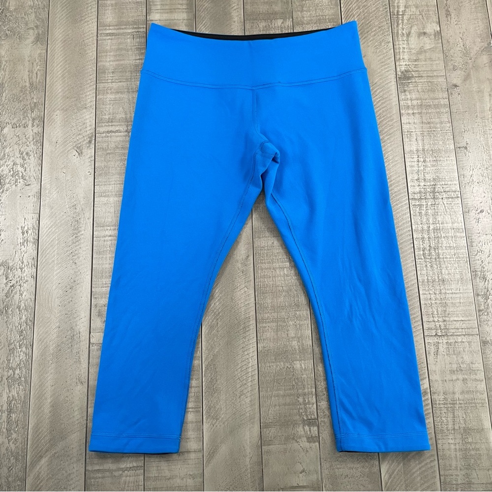 Lululemon blue leggings size 8